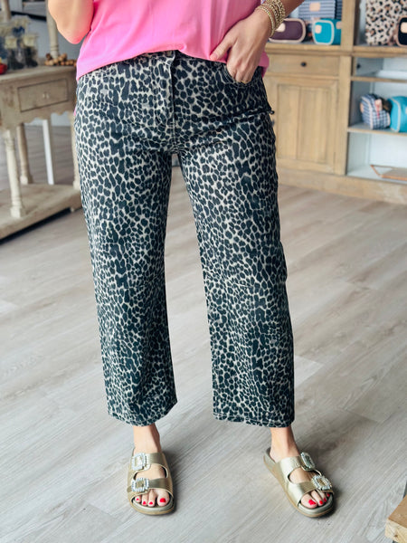 Leopard Barrel Jeans