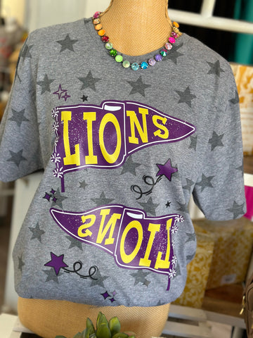 Pennant Flag Tee - Lions