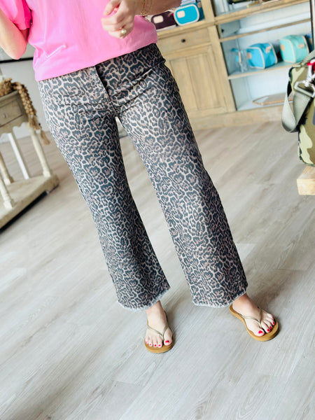 Leopard Wide Jeans