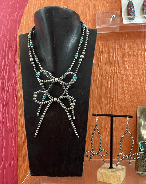 Ws Turquoise Navajo Pearl Bow Necklace