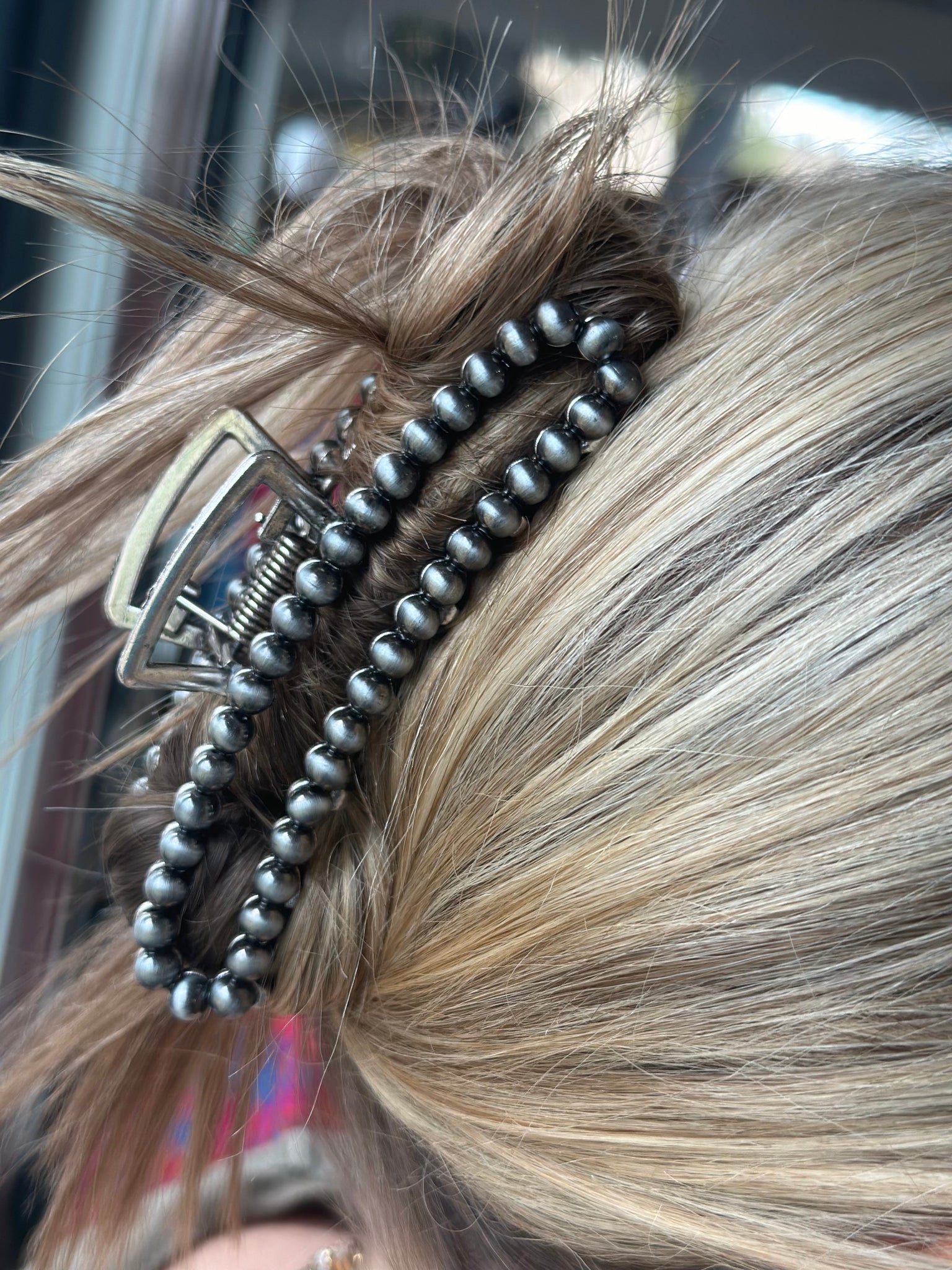 Faux Pearl Large Clip