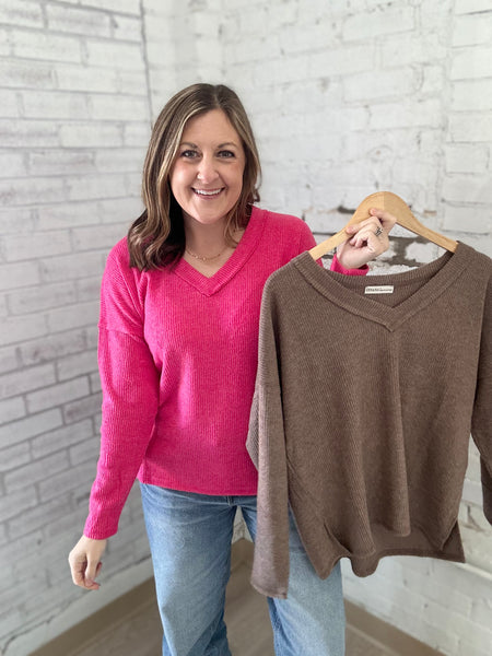 Ribbed Basic V-Neck in Hot Pink