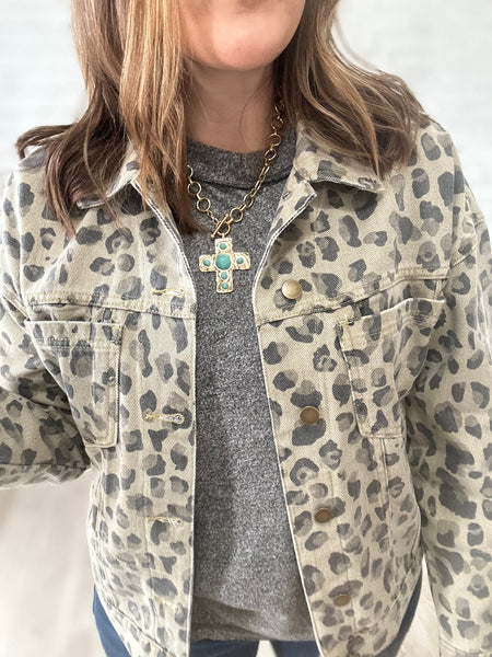 Faux Turquoise Toggle Necklace