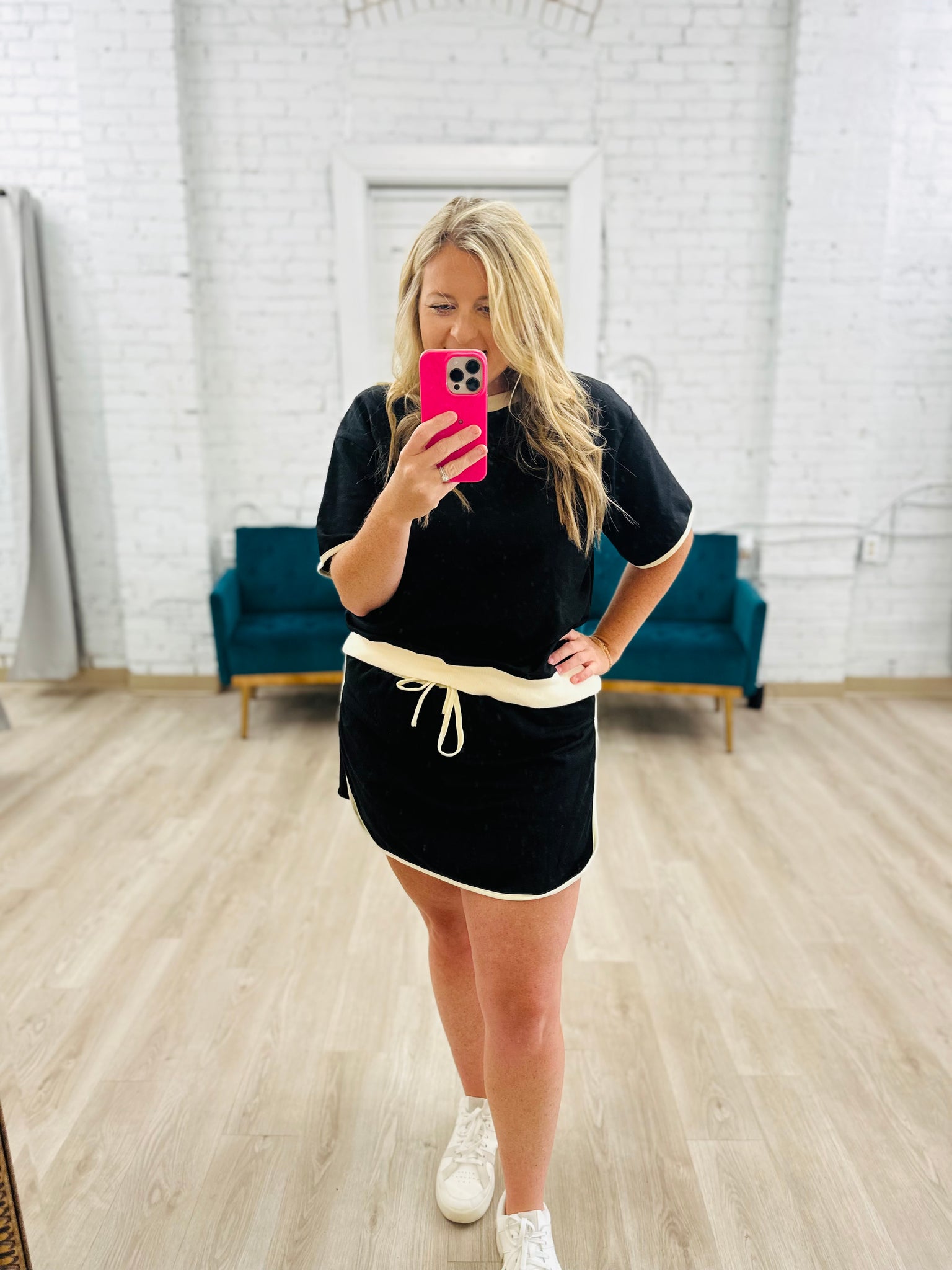 Black Skort