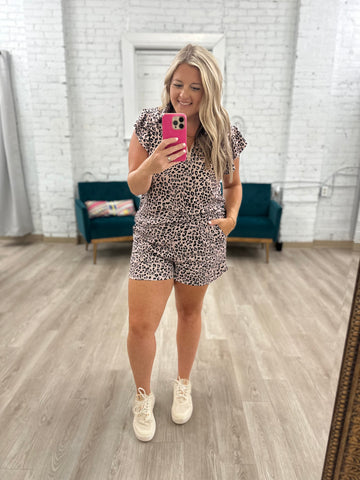 Cute in Leopard Short