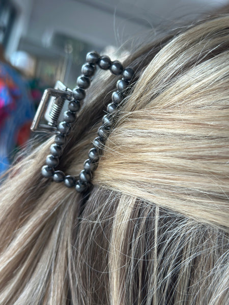 Faux Pearl Medium Clip
