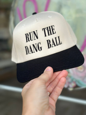 Run the Dang Ball 🏈
