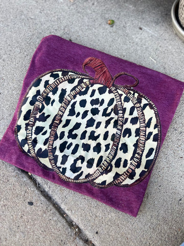 Classic Leopard Pumpkin