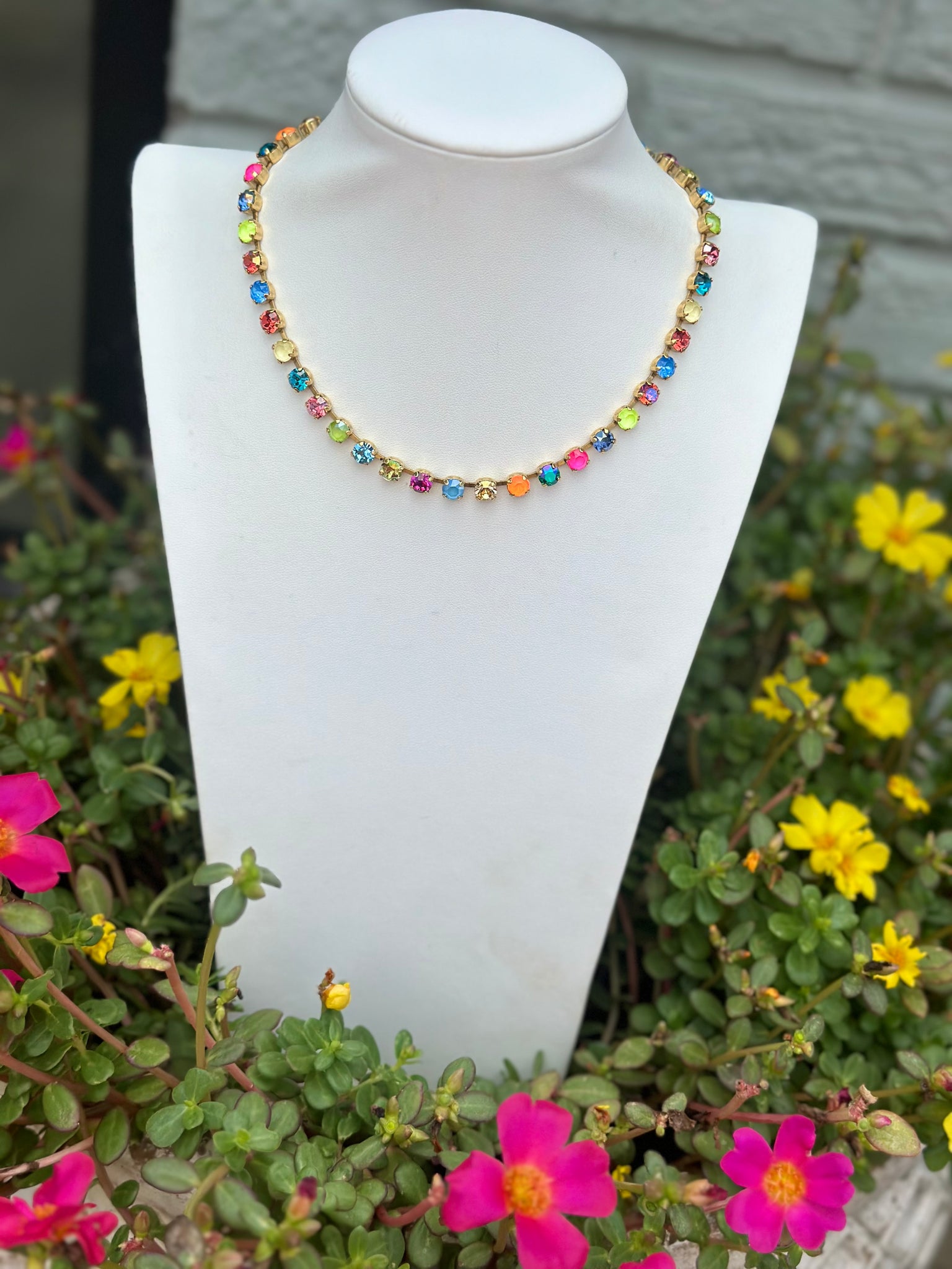 Sarina Necklace in Watermelon Mix