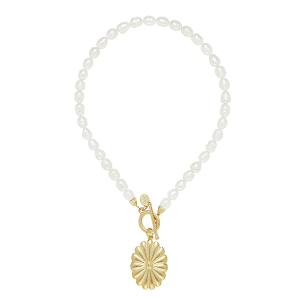 Connie Oval Pearl Necklace