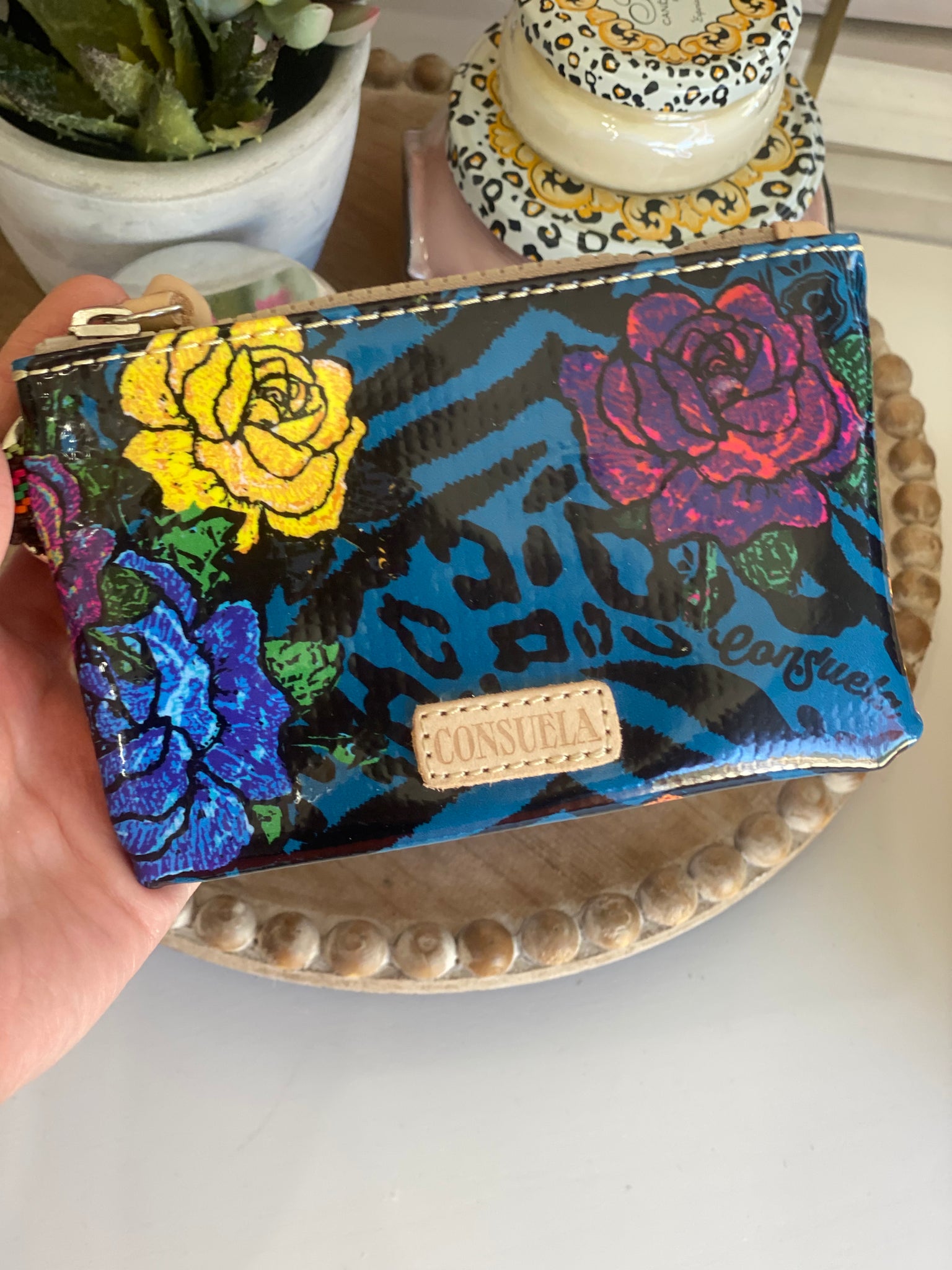 Lolo Pouch