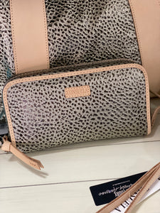 Tommy Wristlet Wallet